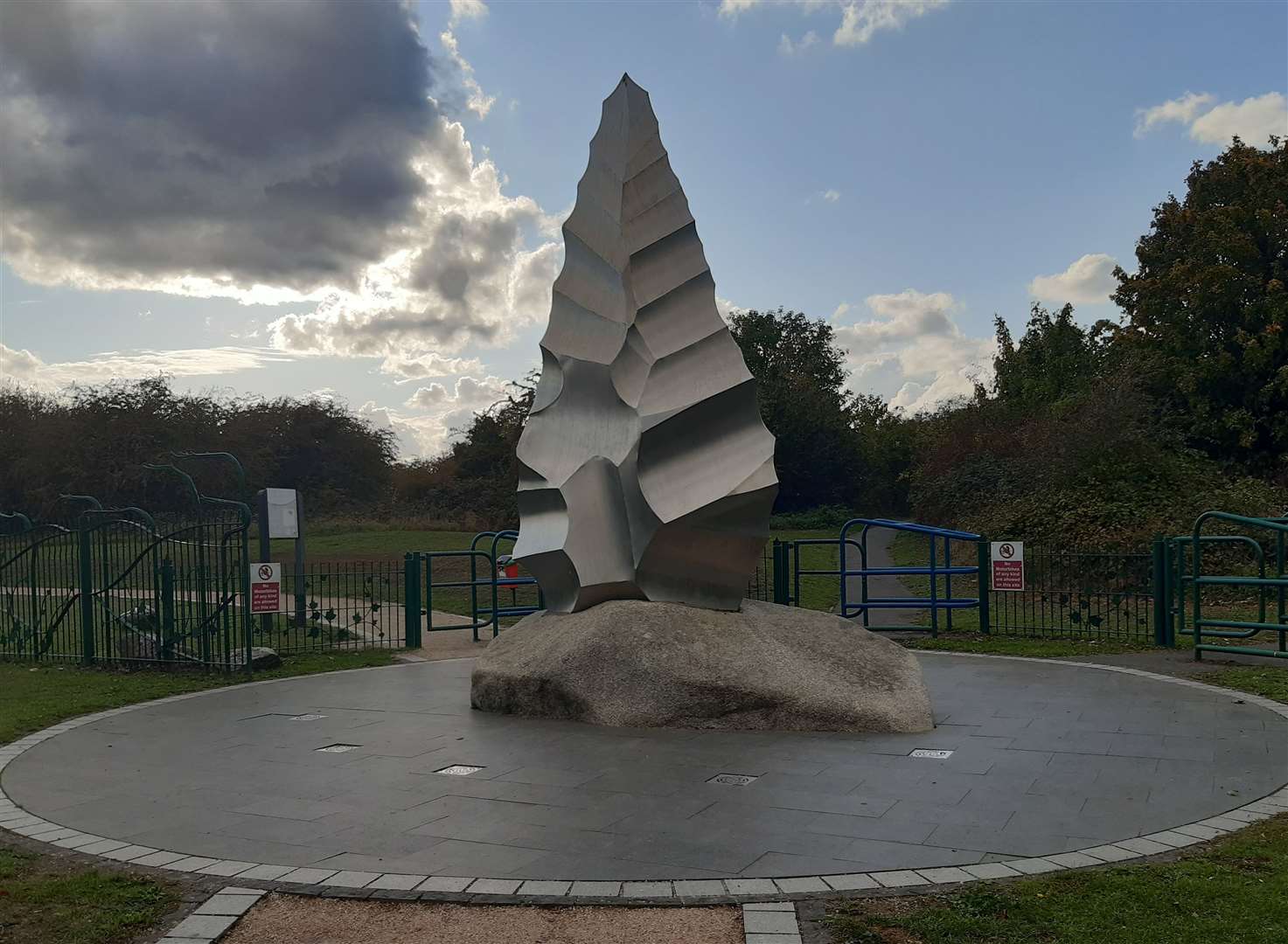 In 2004 a competition was held to design an eye catching landmark for the site, the result was this hand axe sculpture by local Dartford architects