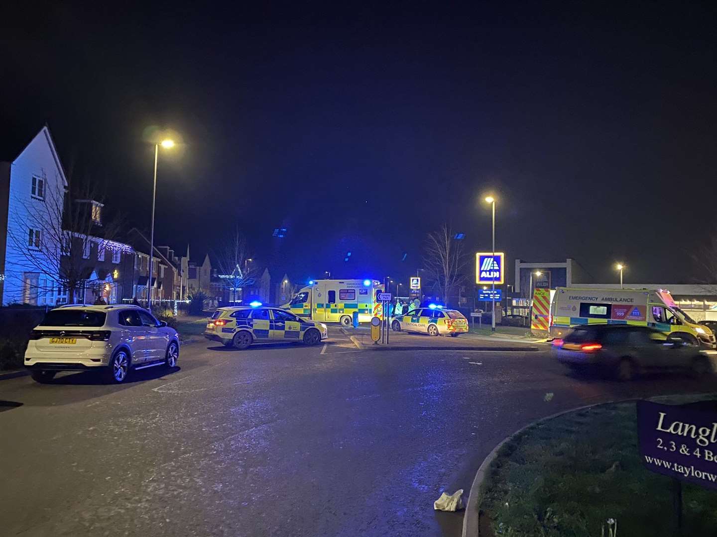 Police and ambulances in Edmett Way, Langley Picture courtesy of @EWE_UK