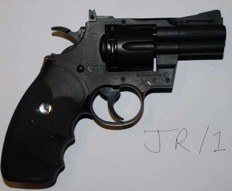 BB gun used by Kieran McCarthy. Image: Kent Police. (15415294)