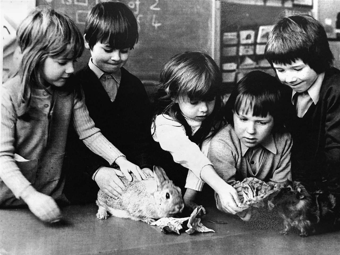 Fleetdown Primary School pupils in 1983. (939520)
