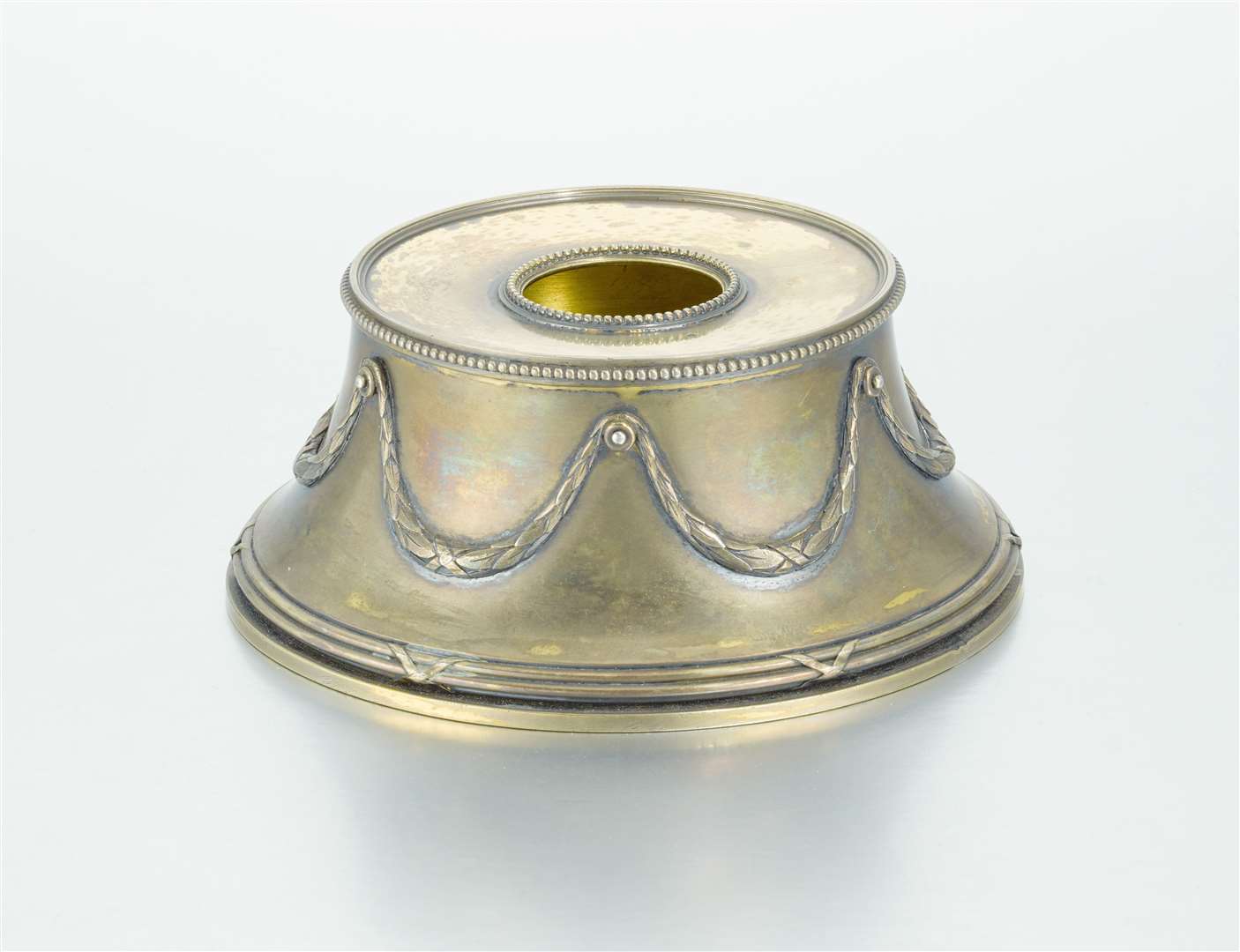 A Fabergé silver-gilt inkwell, inscribed with a personal message to the Countess' husband, has an estimate of £4,000 to £6,000