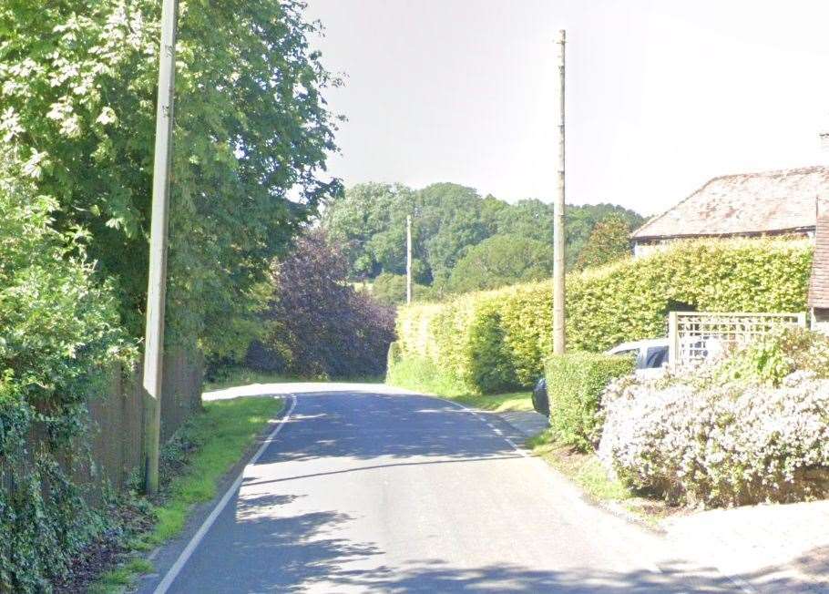 Knoll Hill in Aldington, where eyewitnesses say the incident occurred. Picture: Google