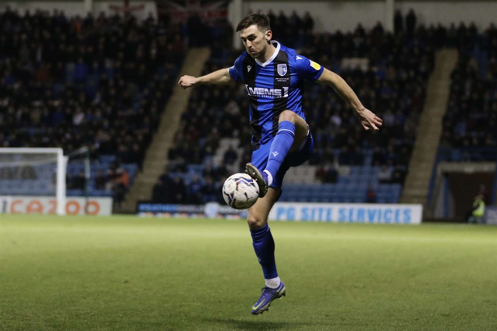 Robbie McKenzie gets the ball under control for Gillingham Picture: KPI