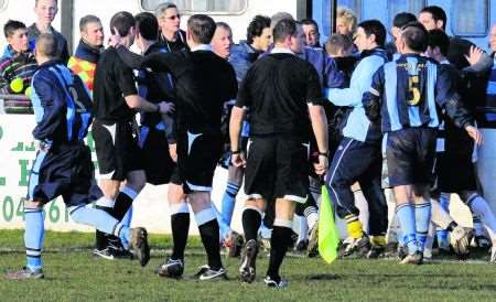 Tempers flare between Deal and Sevenoaks players after Josh Davidson broke his leg