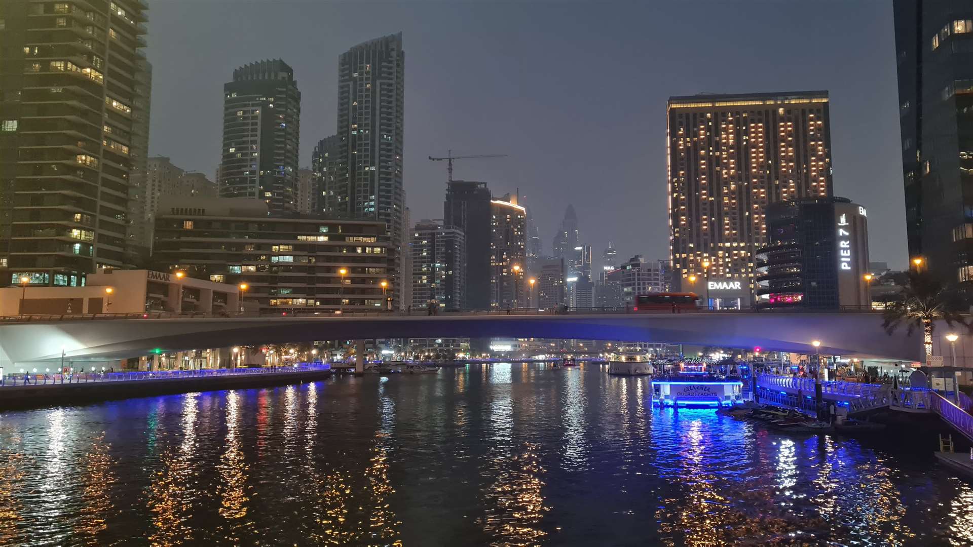 Dubai harbour night draws visitors