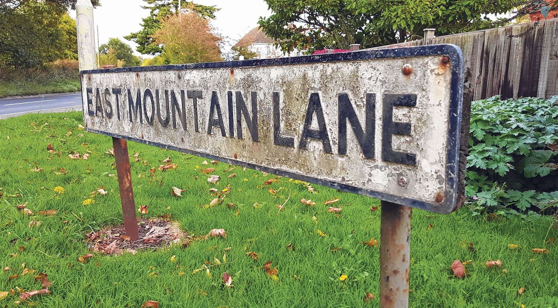 The homes were planned for land off East Mountain Lane, Kennington