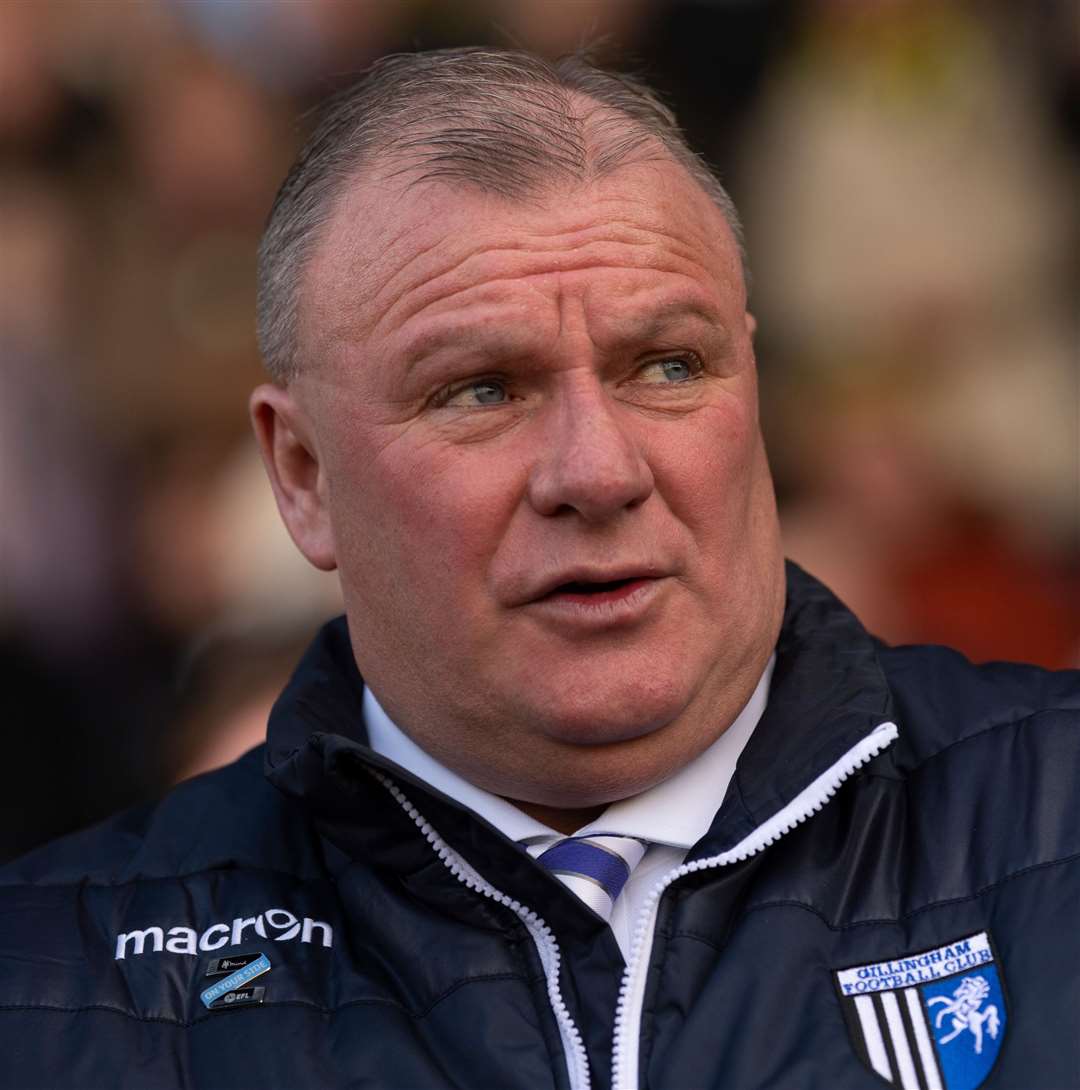 Gills boss Steve Evans Picture: Ady Kerry