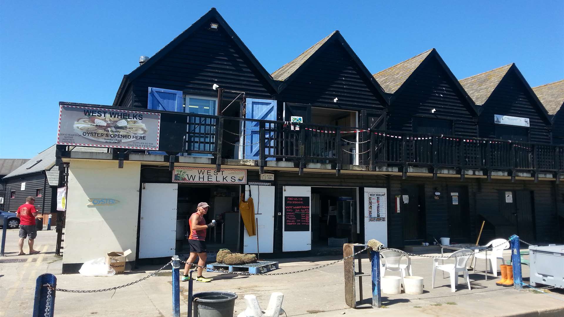 Sir Terry Wogan visited the West Whelks on the West Quay