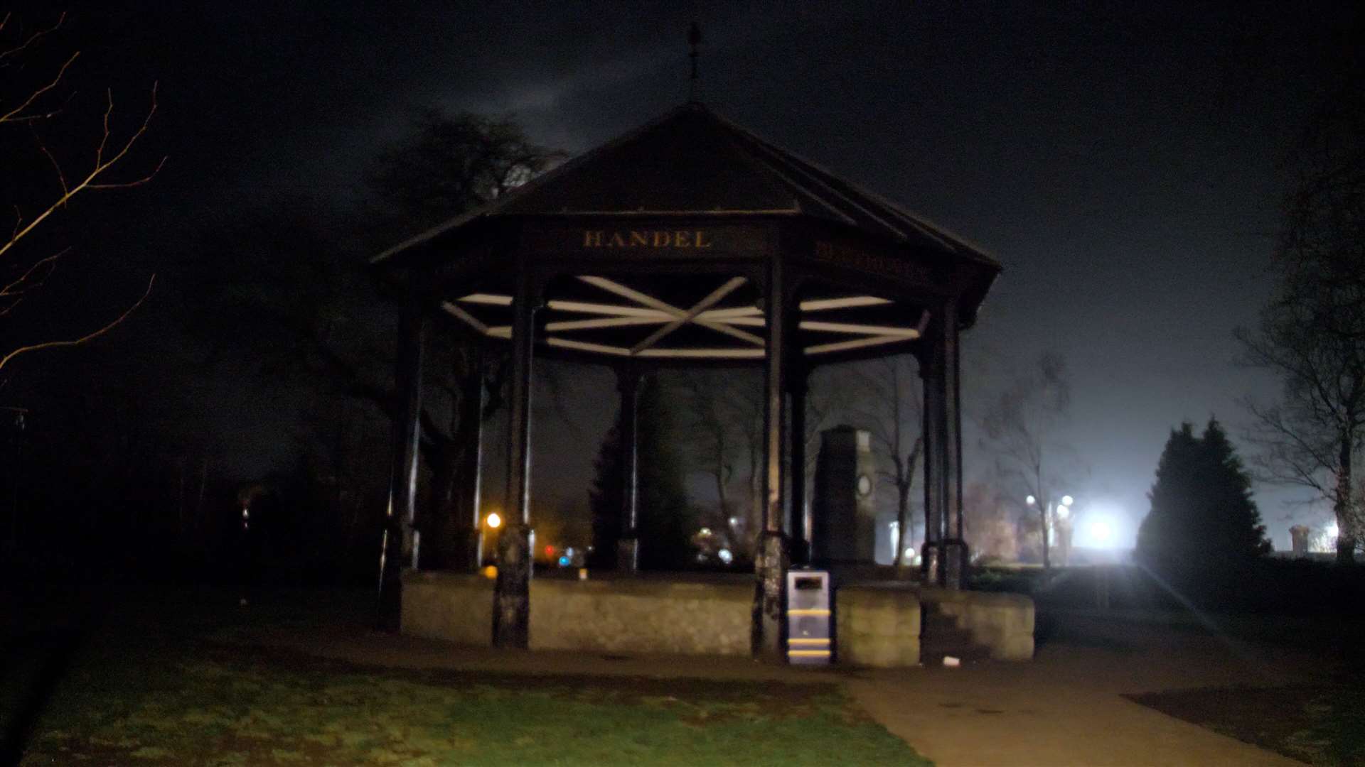 Brenchley Gardens, Maidstone, at night