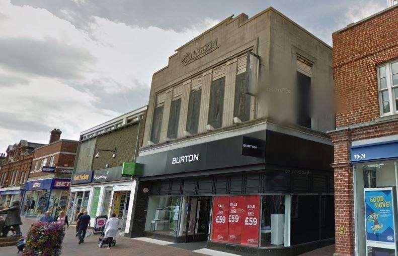 Life nightclub is above Burton in Sittingbourne High Street. (3551254)
