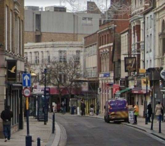 Police are appealing for witnesses to a serious assault in which a man was stabbed in the back in King Street, Gravesend. Photo: Google