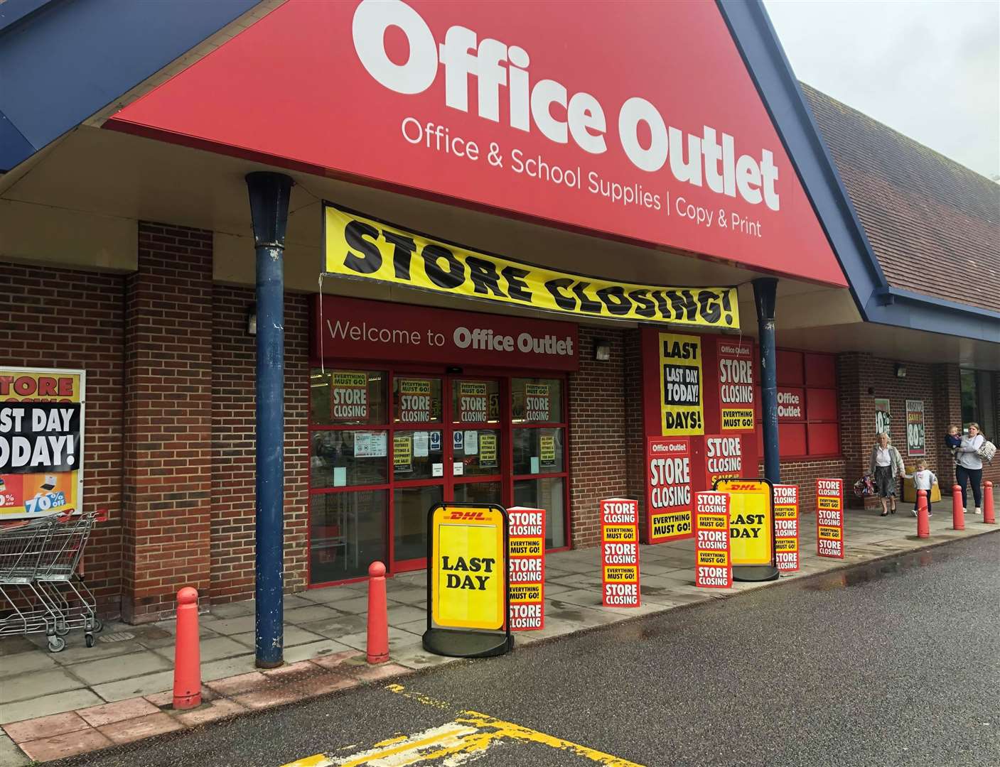 Office Outlet closed its Ashford site in 2019