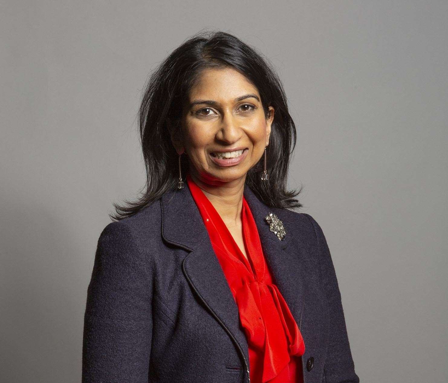 Government sources have said Suella Braverman's decision as Home Secretary led to overcrowding an an outbreak of scabies at Manston airport asylum centre