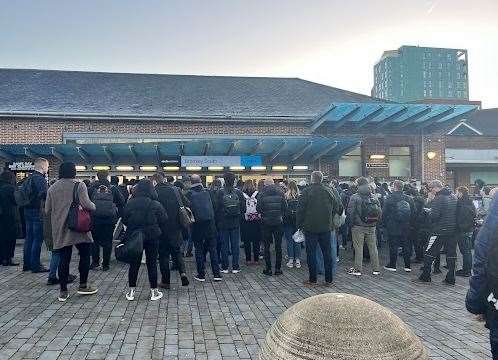 Crowd huddling outside Bromley South Station due to the delays Tuesday morning