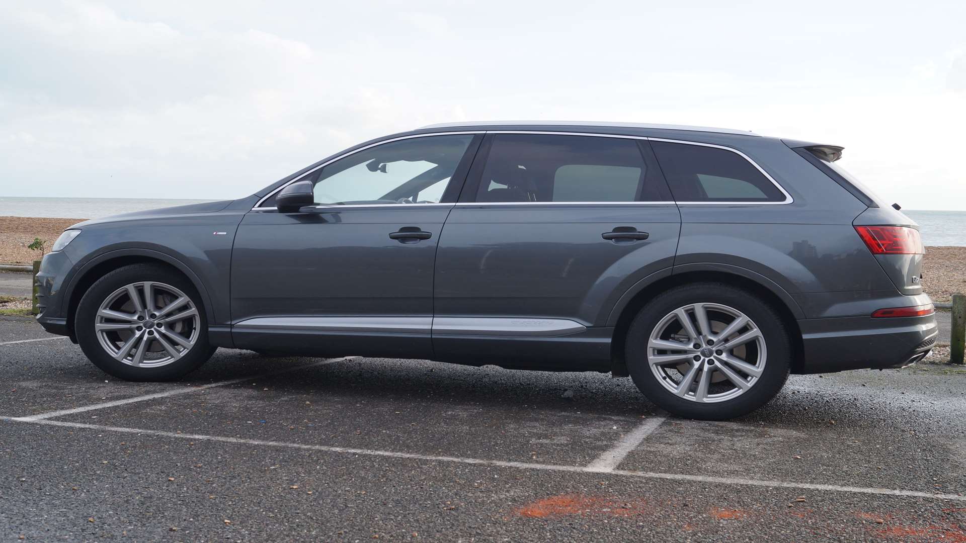 The new Q7 is smaller and lighter than the model it replaces