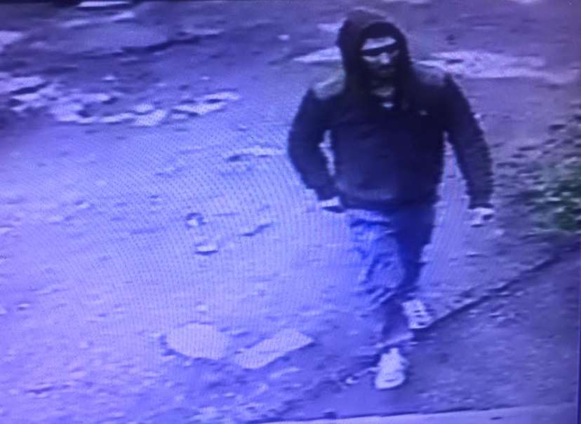 Image of the suspected thief who stole a handbag from the Station Cafe in Sittingbourne.
