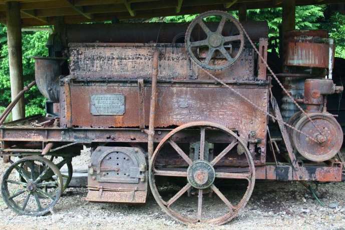 This tar-sealing machine made by W.Weeks and Son has ended up at an agricultural museum in New Zealand