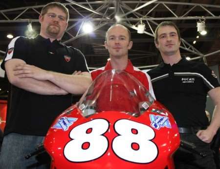 Scott Smart with Moto Rapido's Steve Moore (left) and Tim Maccabee of Ducati UK Picture: Bonnie Lane
