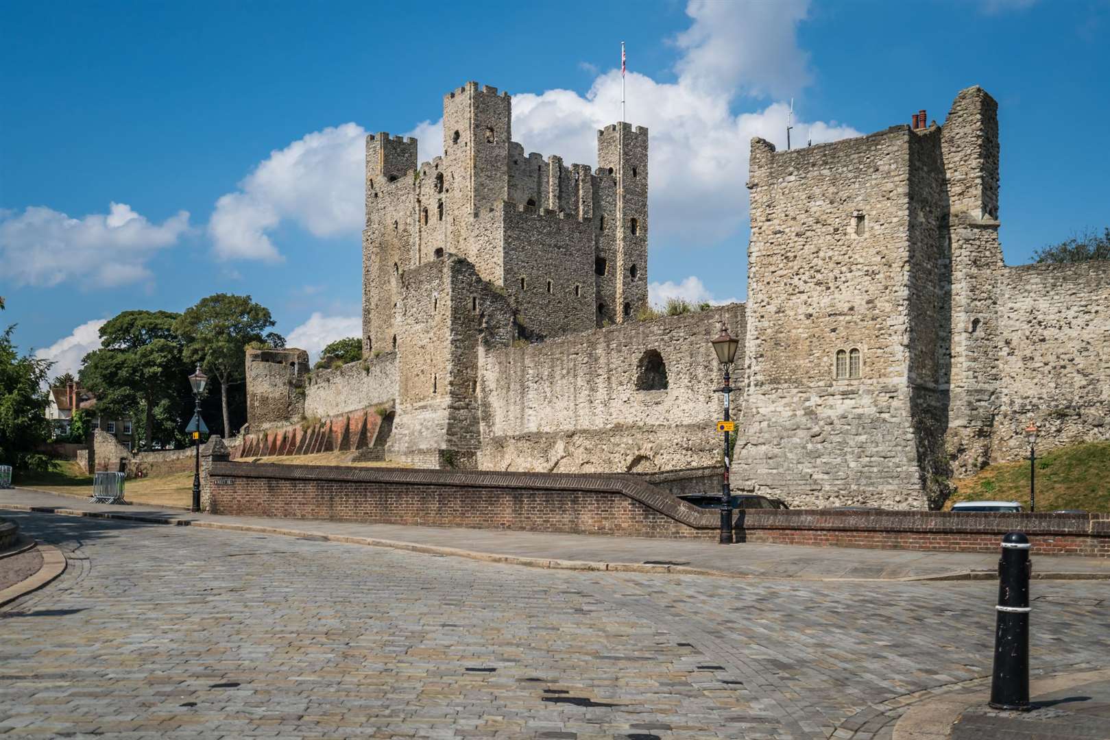 Medway Council, which manages the castle on behalf of English Heritage, says the closure is due to unforeseen circumstances