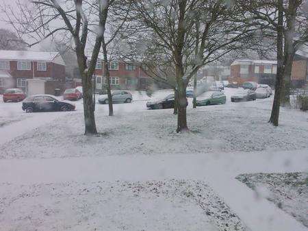 Snow in Nares Road, Parkwood, Rainham.