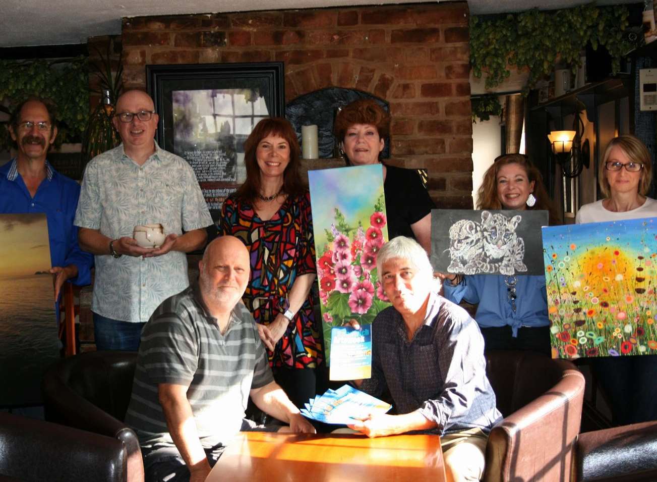 Organisers Nick Matthews, Lawrence Uttley, Julia Baxter, Sue Manton, Helena Leeper and Lizzy Fright with landlord of the Crispin Inn Terry West and Bob Martin