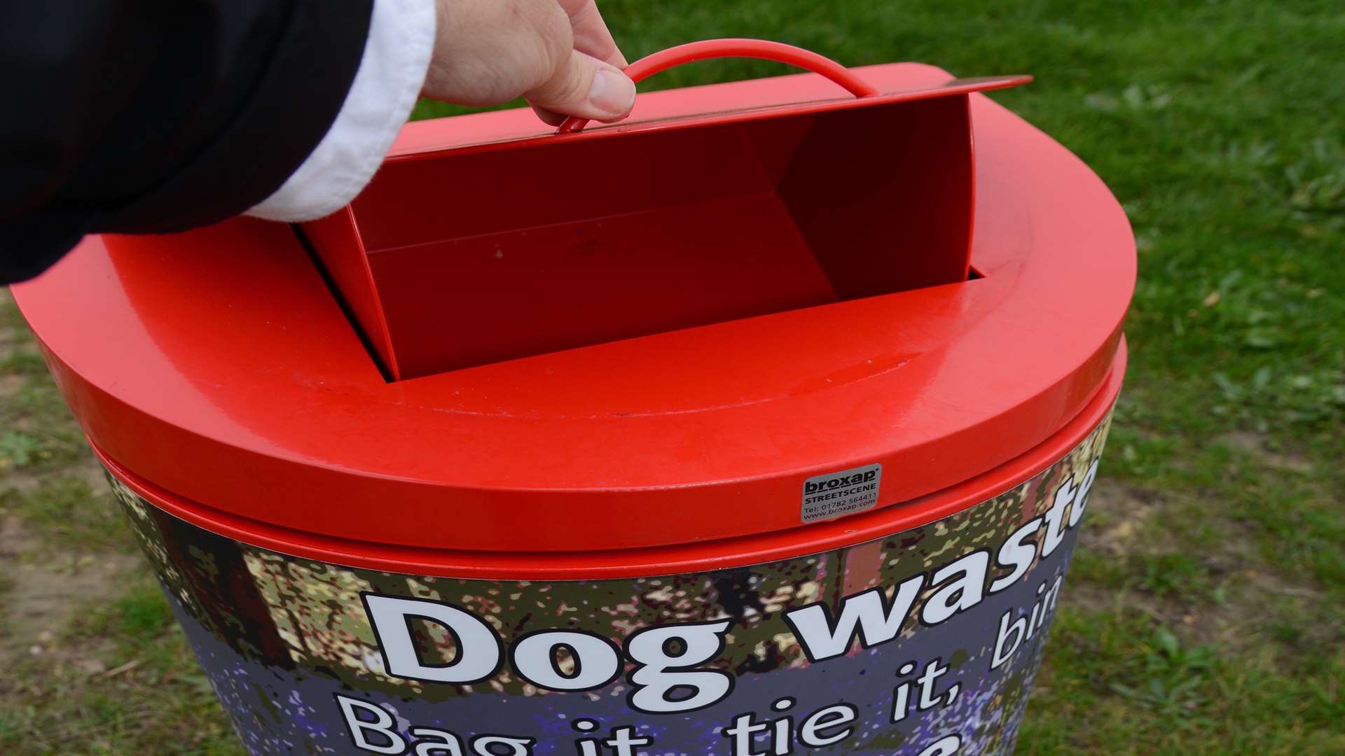 A new £500 dog waste bin Seafront, St Mary's Bay. Picture: Gary Browne