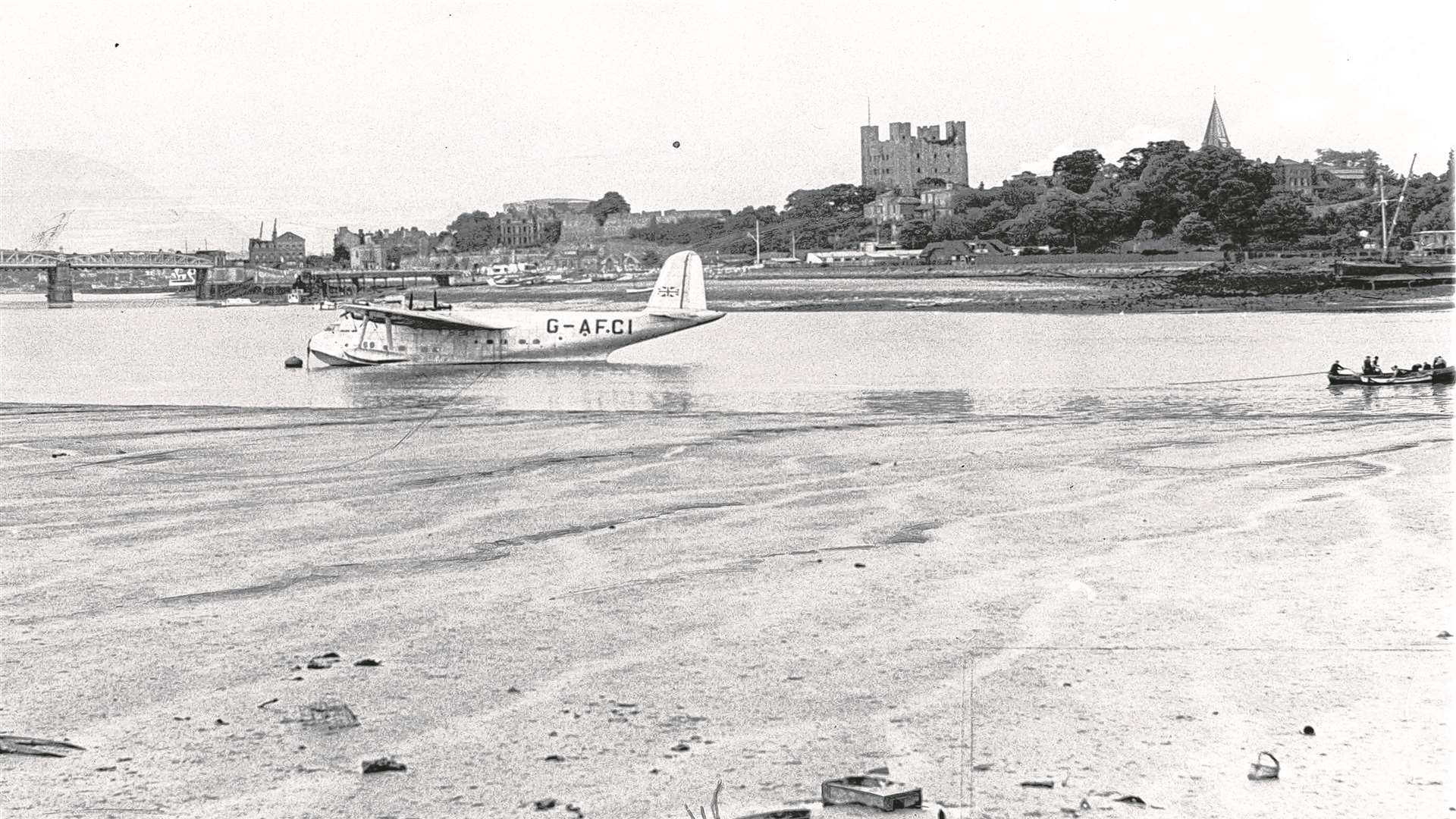 A Short Brothers flying boat on the River Medway at Rochester in 1948