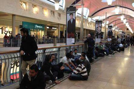 The queues at Bluewater when the iPhone 5 went on sale