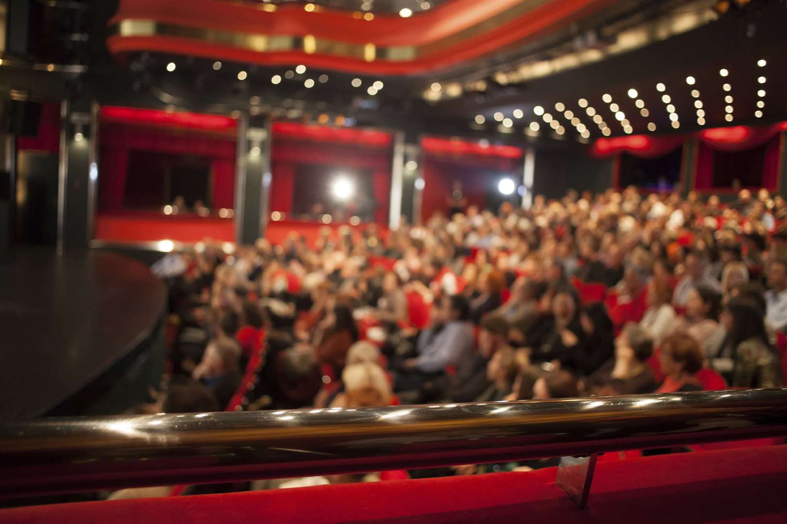 The offer is to help theatres get through the cost of living crisis. Image: iStock.