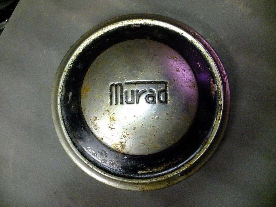 A Murad hub cap