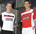 Scott Wagstaff (left) and Mark Hudson pose in the new kits