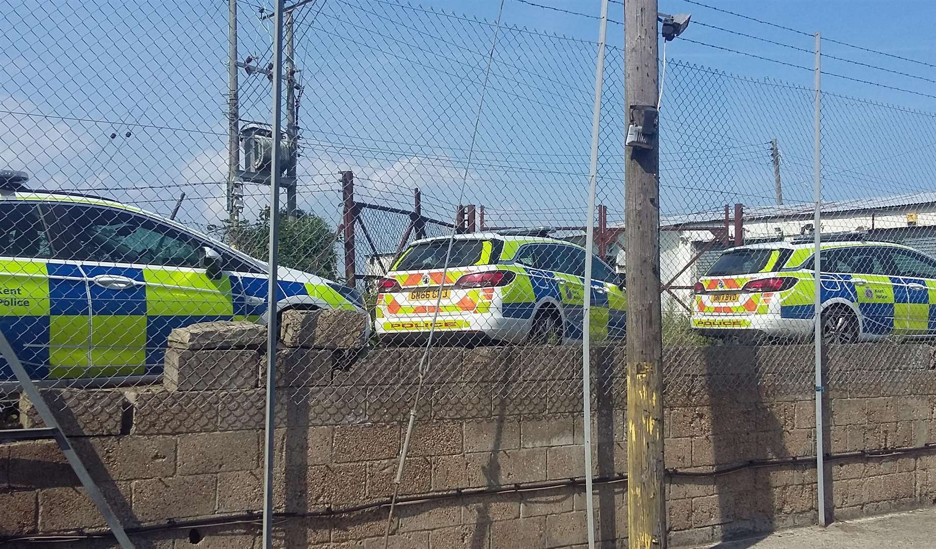 Police at Southwall Industrial Estate in Deal (3935148)