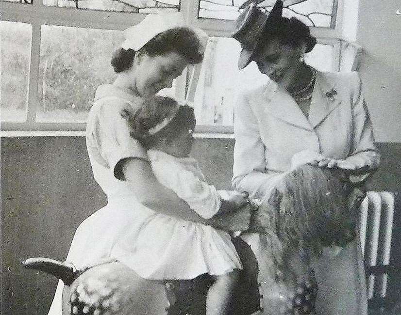 Duchess of Kent, Princess Marina visited the K&C children's ward in 1949