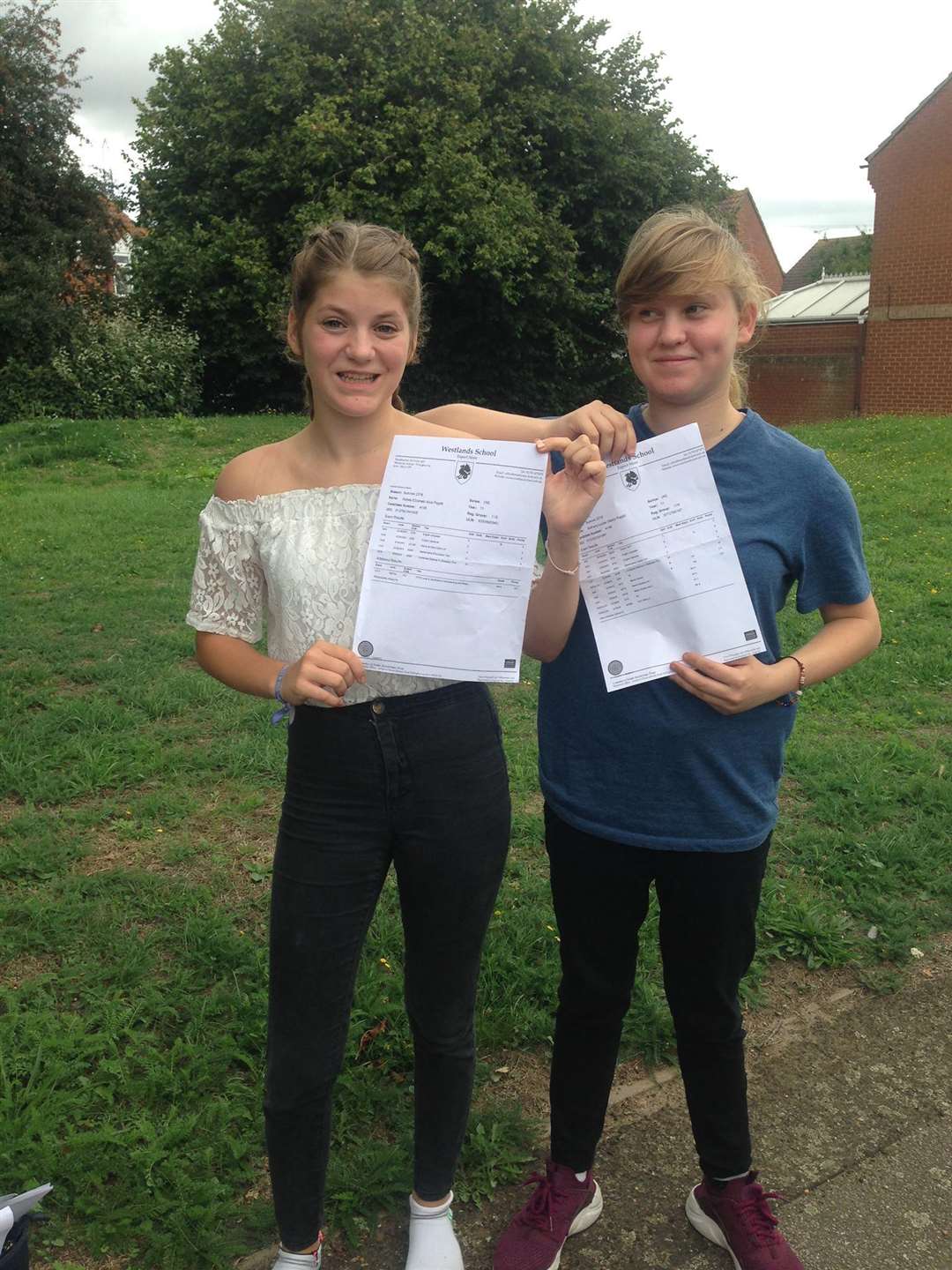 Twins Kelsey and Bethany Pagett with their results at Westlands School (3763652)
