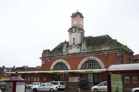 Tunbridge Wells railway station