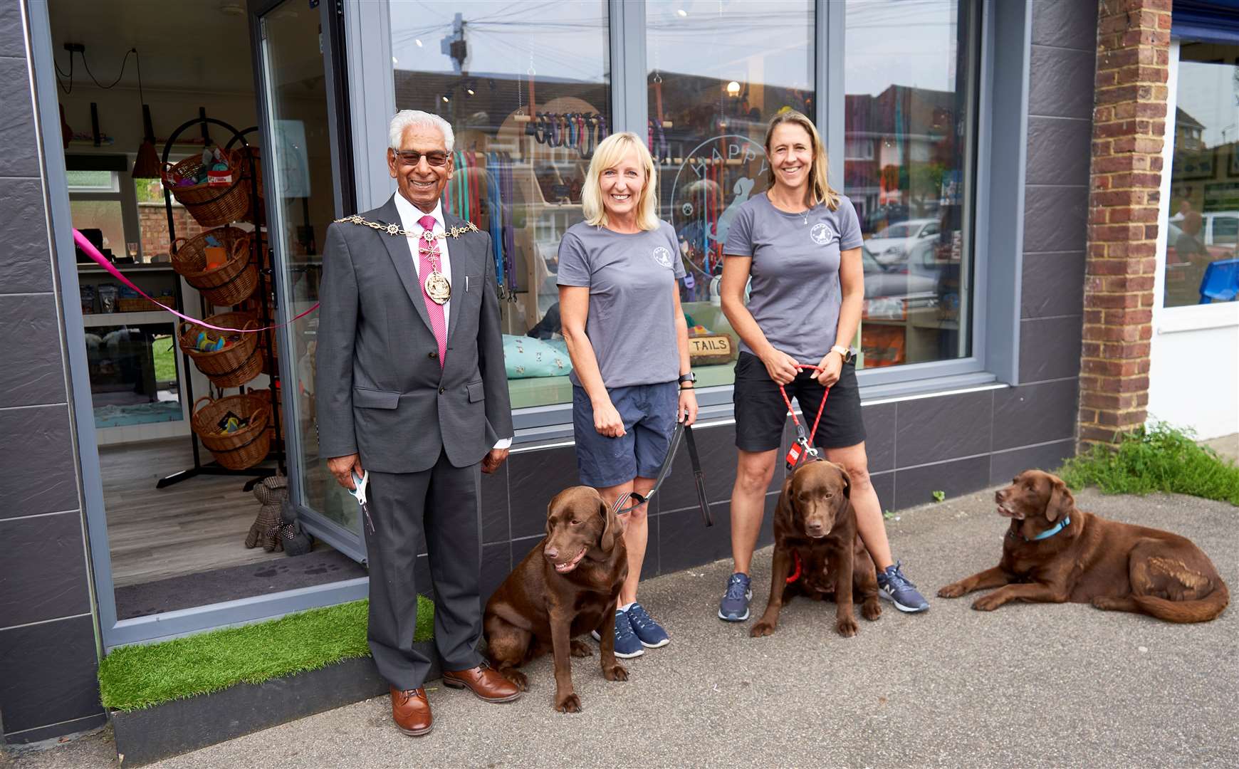 Joyful Tails pet retailer and canine groomers opens in Faculty Lane, Higham