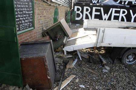 Thieves abandoned the lorry used to ram a Whitstable restaurant to swipe two safes