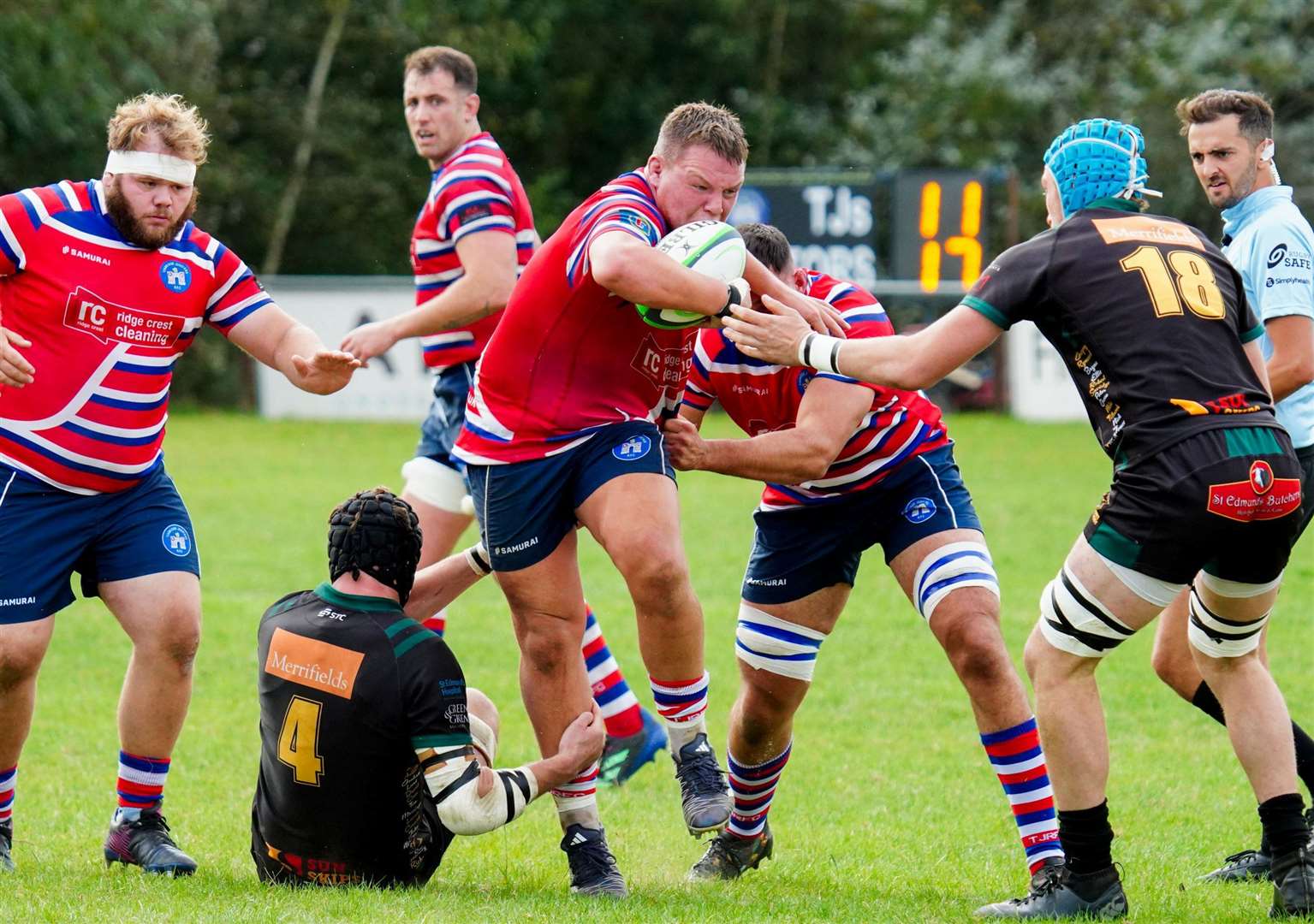Tonbridge Juddians' Will Holling on the charge against Bury St Edmunds. Picture: Adam Hookway