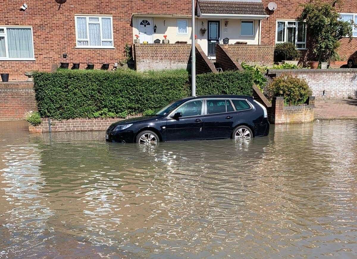 The street started to flood at around 7am