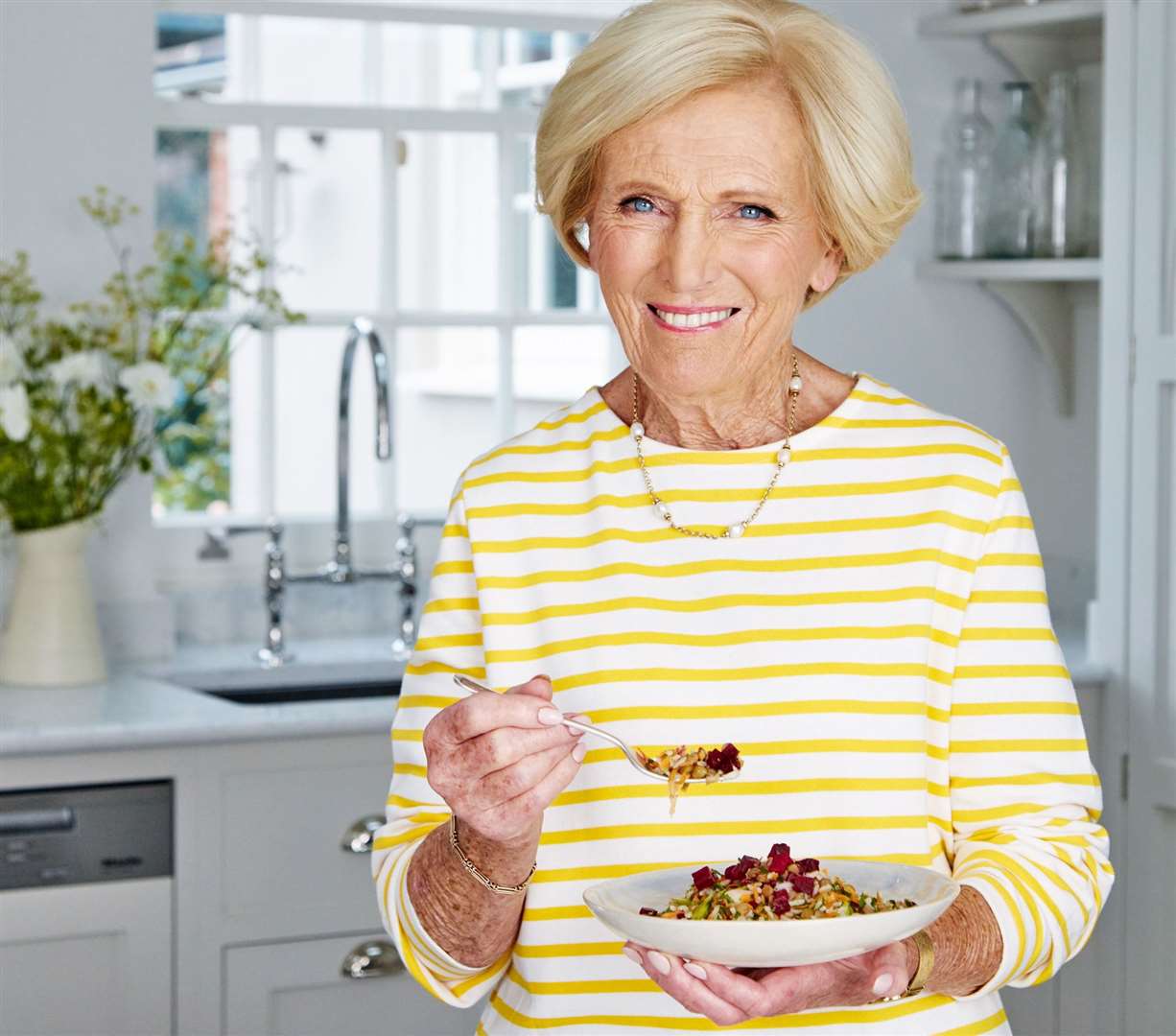 Dame Mary Berry will lead the judging panel