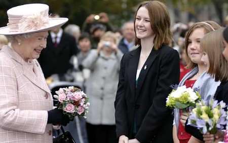 Her Majesty meets Holly Turner, Lauren McLeish, Caitlin Turner and Katy Francis. Pictures: MATTHEW READING