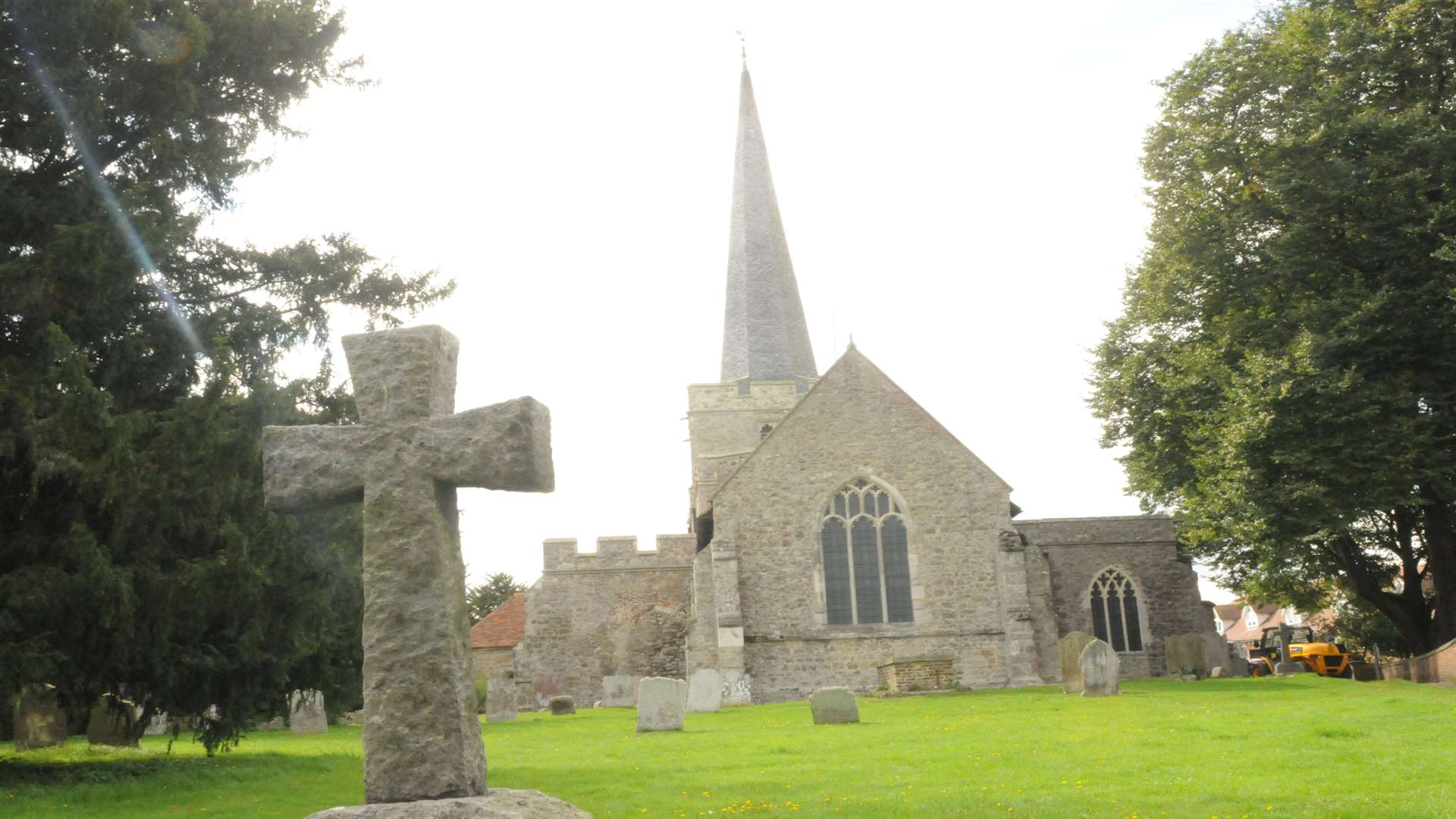 The church and churchyard at Hoo St Werburgh