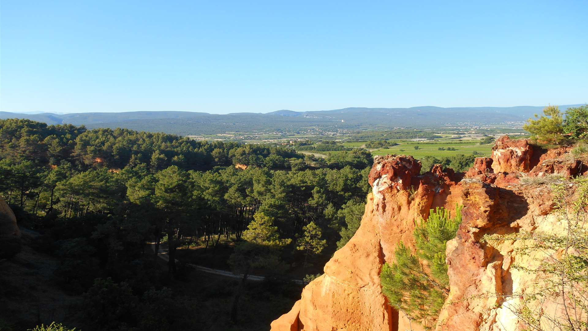 The ocre cliffs of the beautiful area of Roussillon