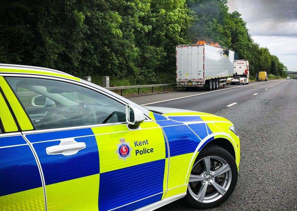 The lorry fire on the M20. Picture: @kentpoliceroads