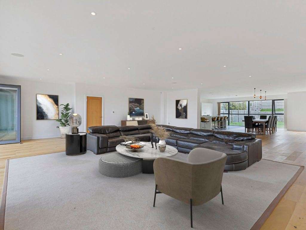The open concept living room offers flexibility to the lucky homeowners of this six-bedroom house. Photo: Zoopla