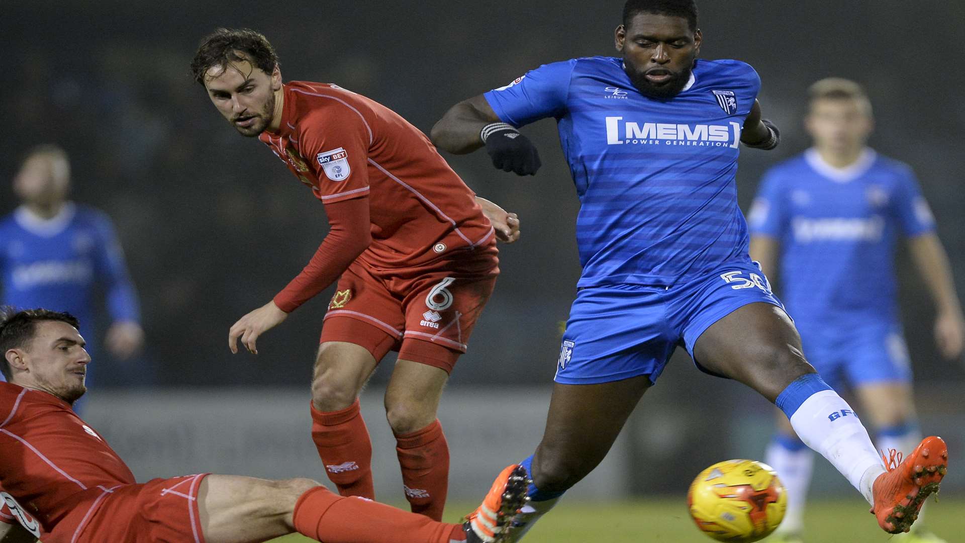 Dons' Darren Potter tries to keep Emmanuel-Thomas at bay Picture: Ady Kerry