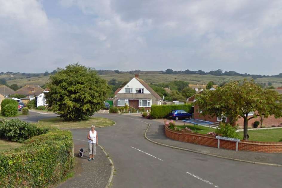 A spate of laser pen incidents have taken place around Hawthorn Close, Hythe