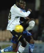 Guylain Ndumbu-Nsungu battles for the ball. Picture: MATTHEW READING