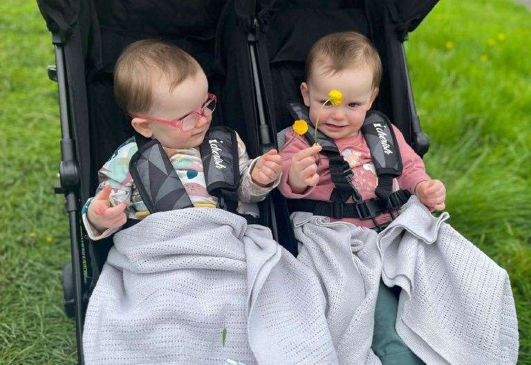 Meopham mum forced to go private after struggling to get twins condition assessed on NHS
