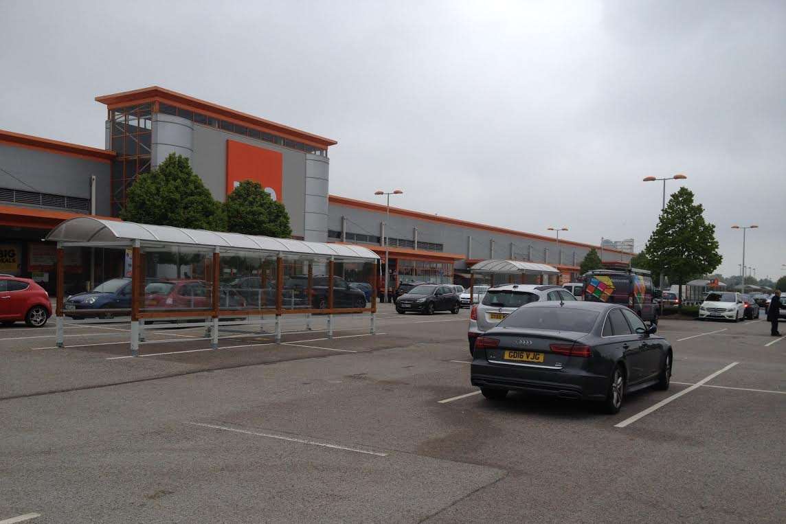 Travellers turned up at the B&Q store in Gillingham.